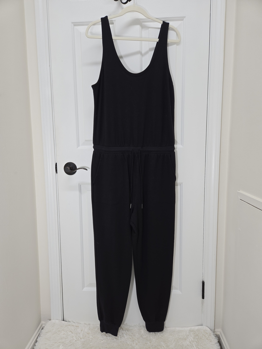Athleta Balance black sleeveless scoop-neck jumpsuit with drawstring waist Large